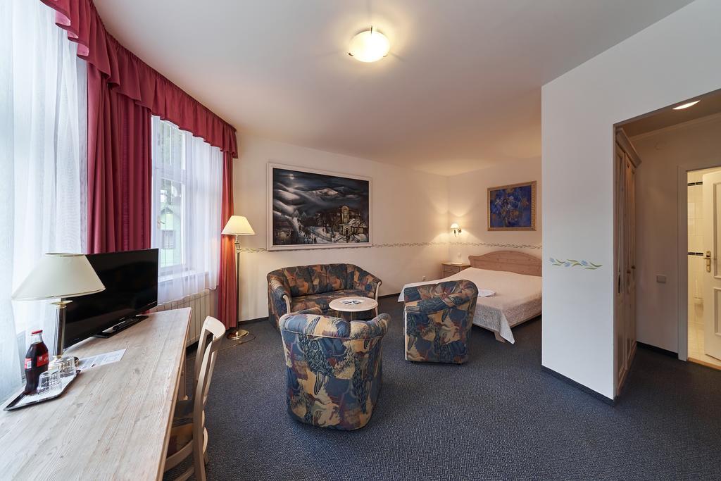 Hotel Horec Пец-под-Снежкой Экстерьер фото